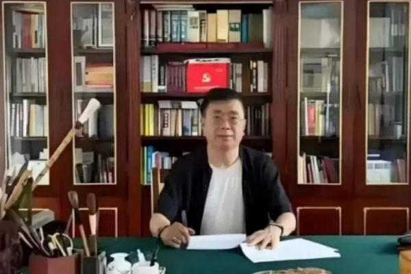 一部催人奋进触碰灵魂的书&mdash;&mdash;读长篇报告文学《雪落长河静无声》有感