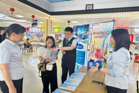 智汇蔚蓝强国有我 海洋科普嘉年华点亮校园童心&mdash;&mdash; 江苏省如东县洋口港实验小学开展世界海洋日主题科普活动